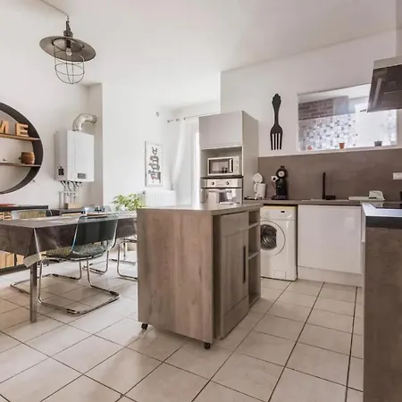 1 Elegance, 2 Chambres, 60 M2, Centre Apartment Valenciennes