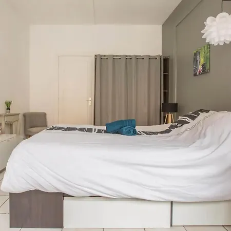 1 Elegance, 2 Chambres, 60 M2, Centre * Βαλενσιέν